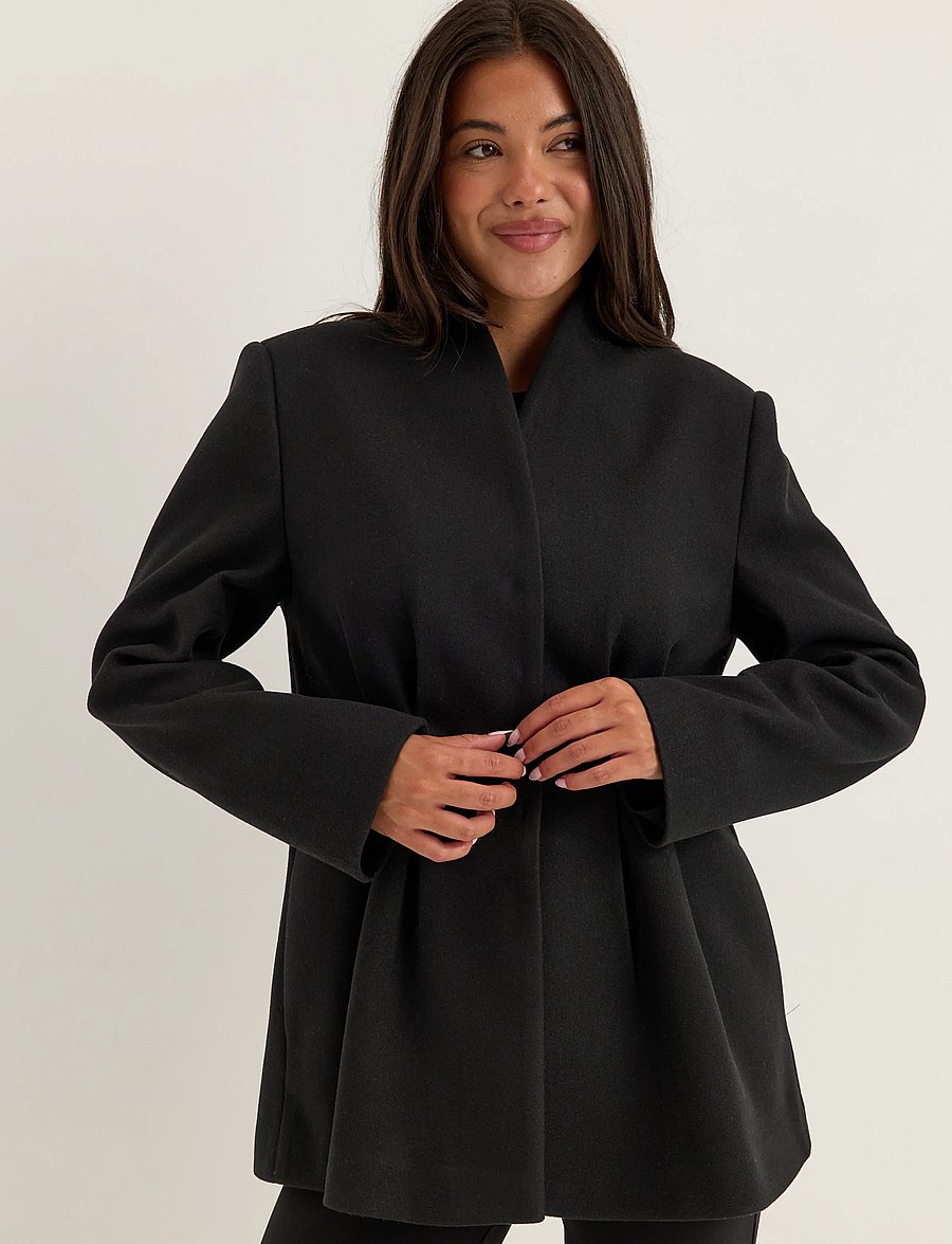 Bubbleroom - Shaped Short Coat - winter jackets - black - 4