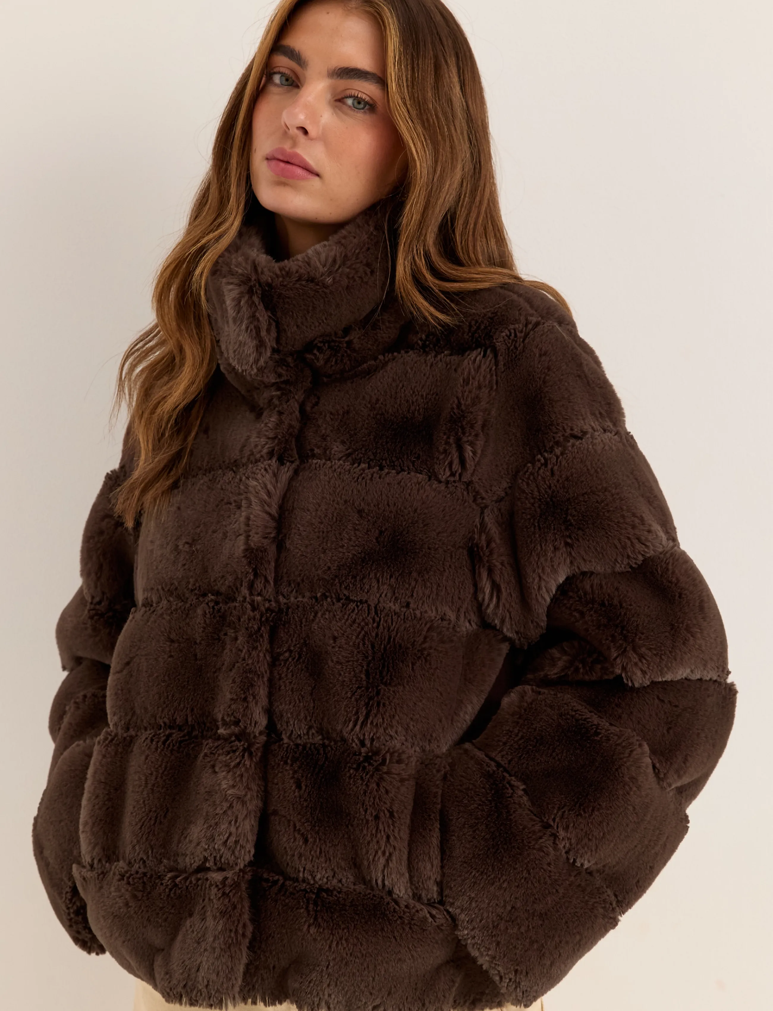 Bubbleroom Faux fur High Collar Coat - Tøj - BROWN / brown