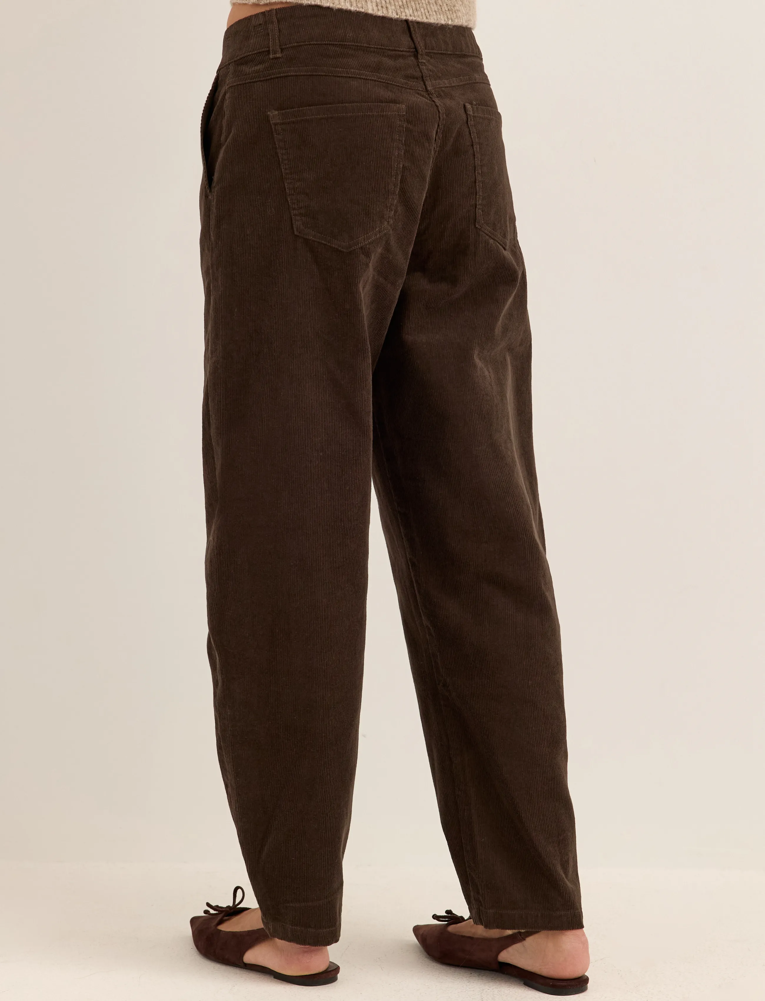 Bubbleroom - Mid Waist Corduroy Wide Trousers - fløjlsbukser - dark brown - 4