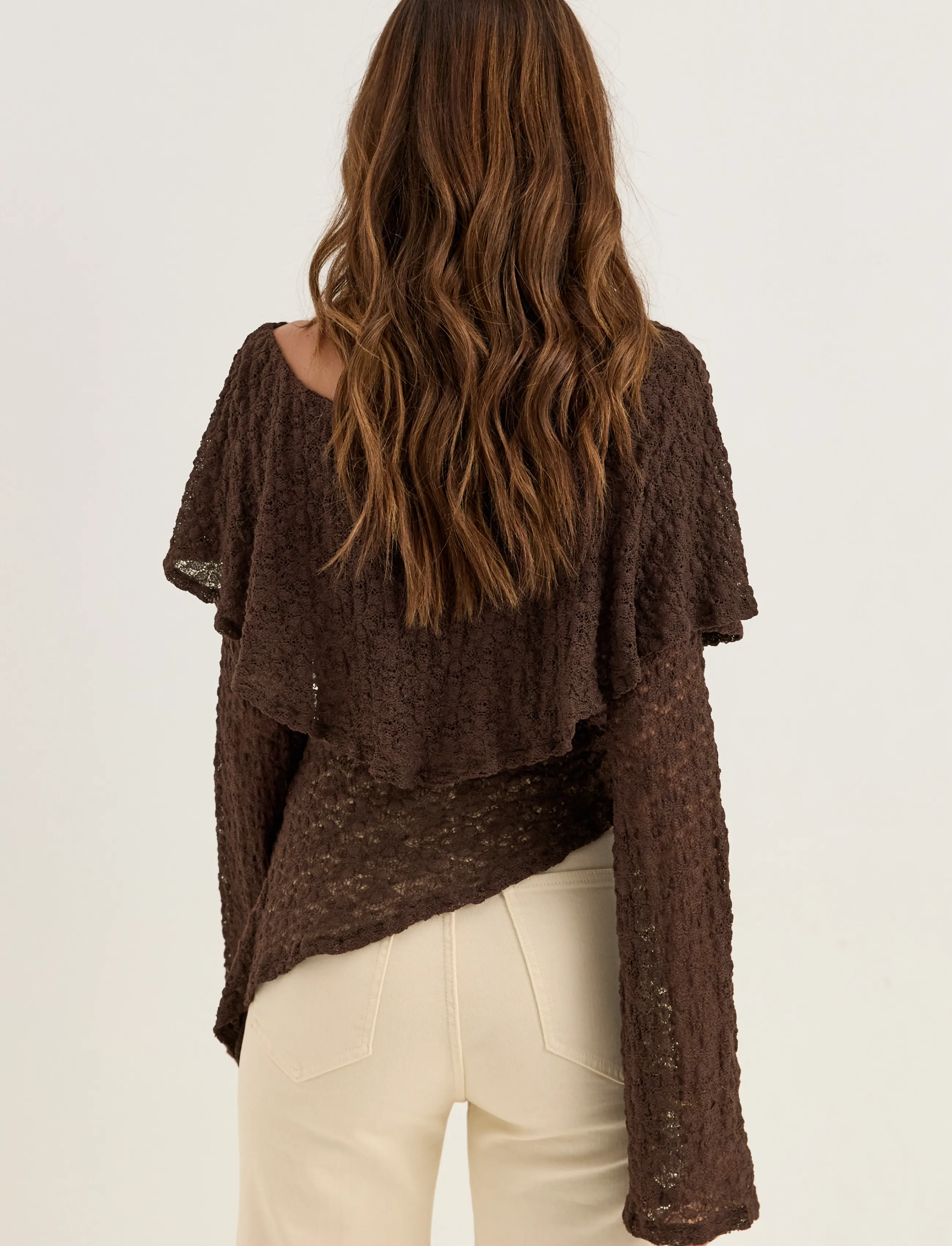Bubbleroom - Saga Asymmetric Lace Top - langærmede toppe - dark brown - 4