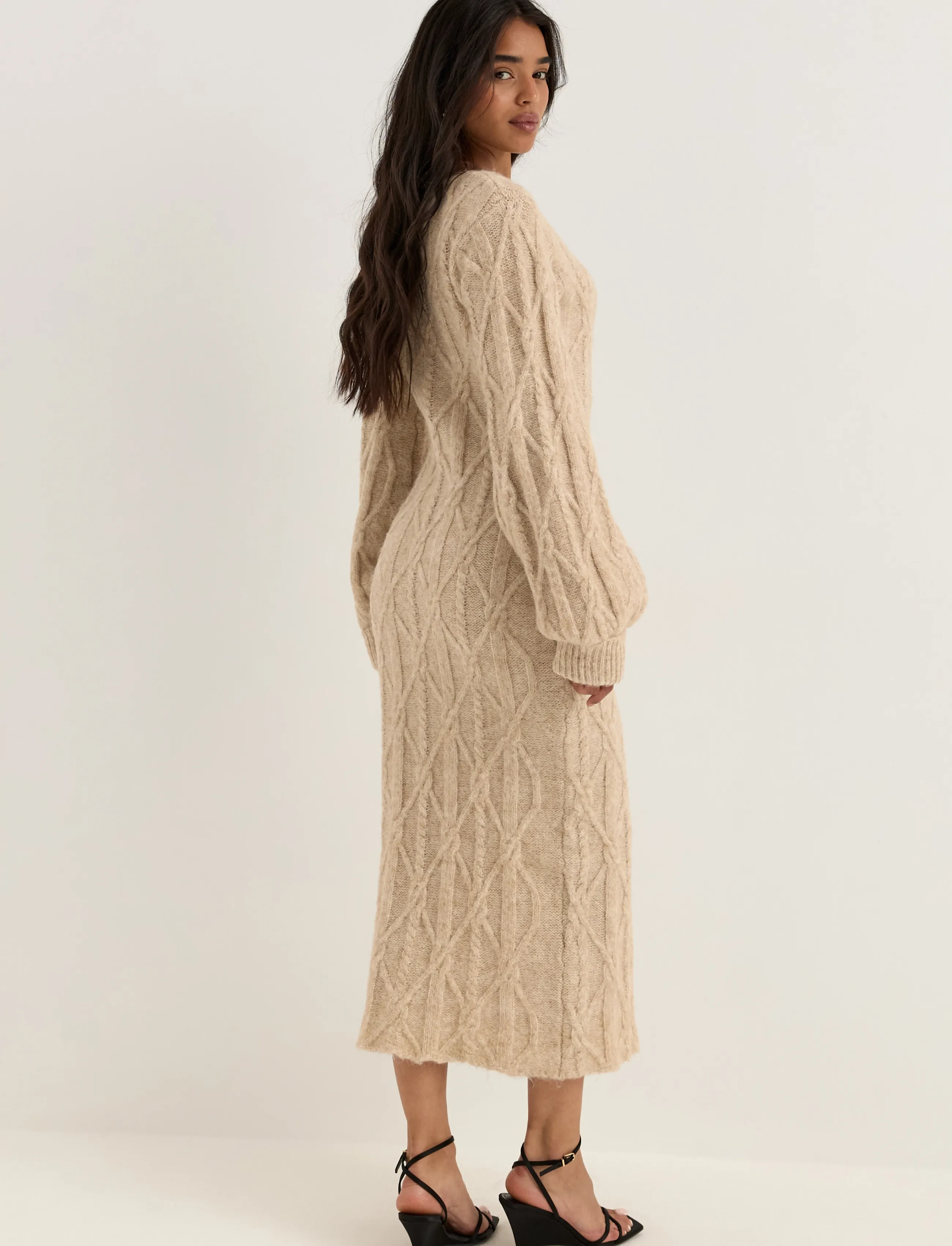 Bubbleroom - Cable Knitted Volume Sleeve Cardigan Dress - liibuvad kleidid - beige melange - 4