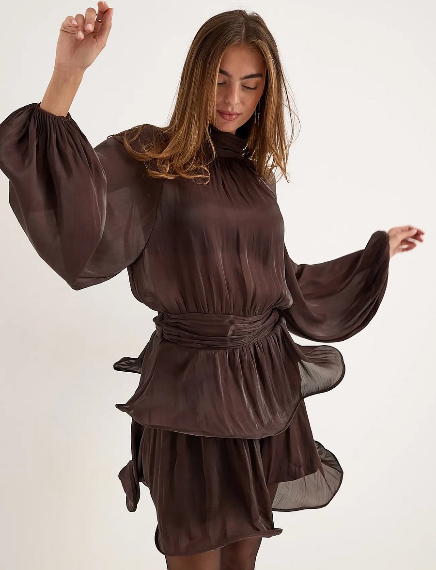 Bubbleroom - Balloon Sleeve Short Flounce Dress - kurze kleider - dark brown - 0