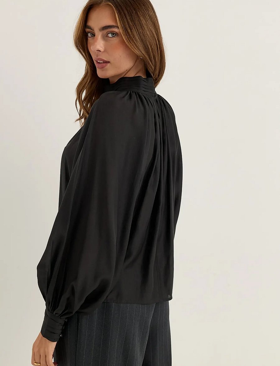 Bubbleroom - Sheer Flowy Blouse - langærmede bluser - black - 2