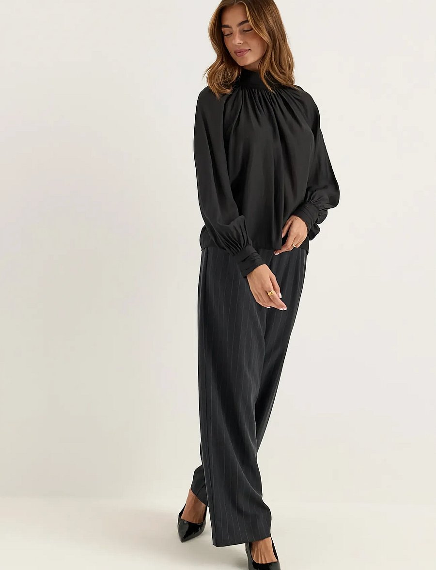 Bubbleroom - Sheer Flowy Blouse - langærmede bluser - black - 3