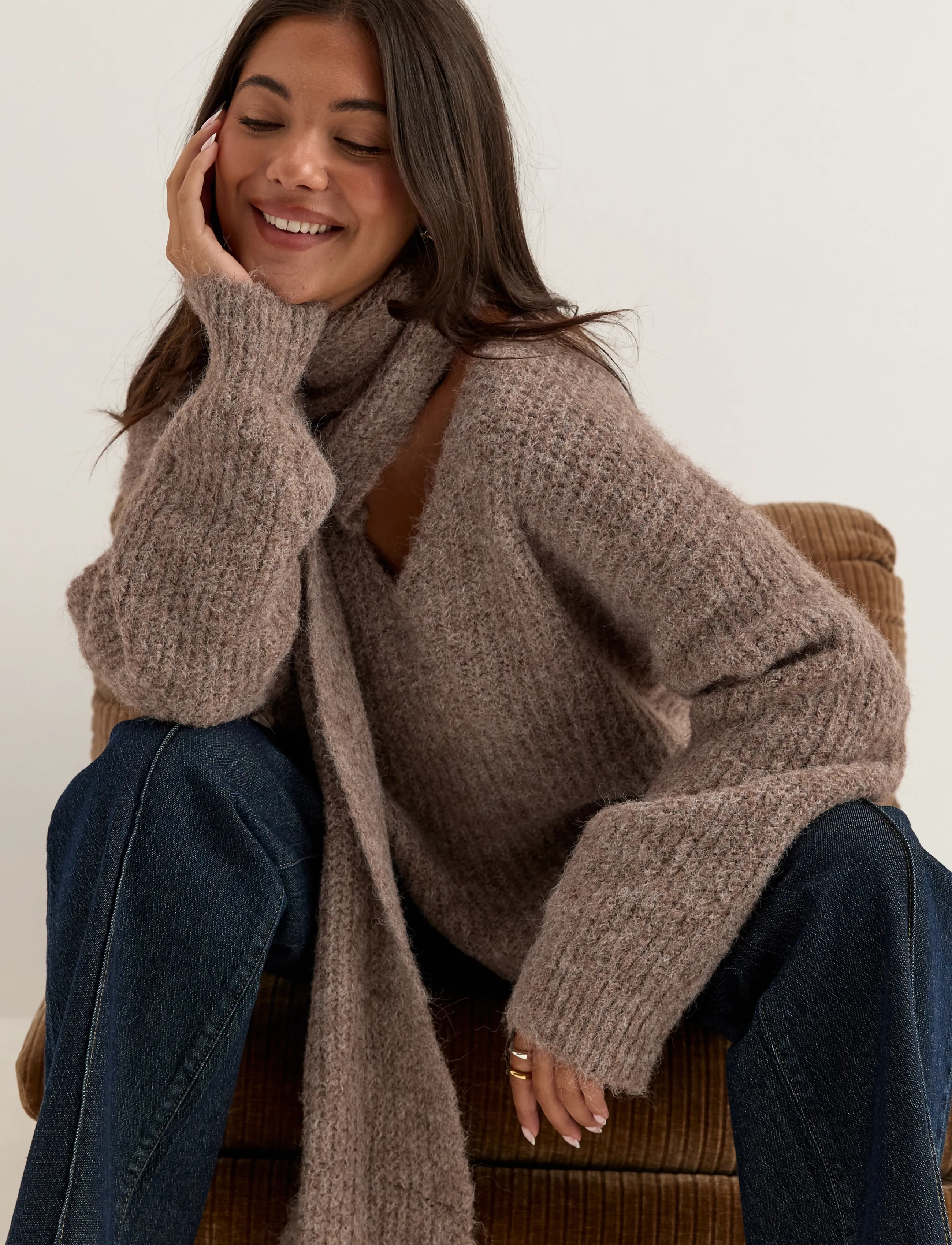 Bubbleroom - Knitted Scarf Sweater - brown - 0