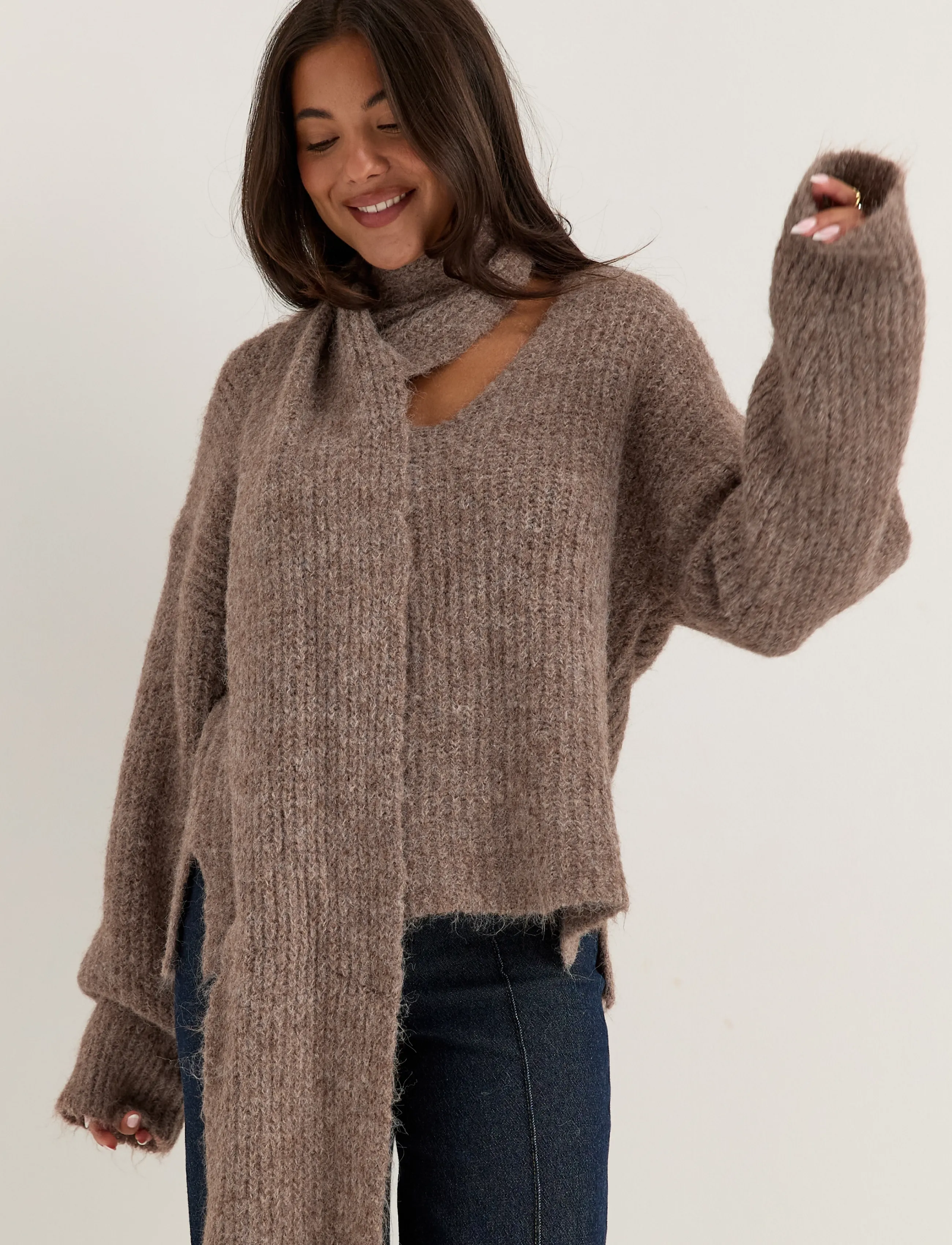 Bubbleroom - Knitted Scarf Sweater - brown - 3