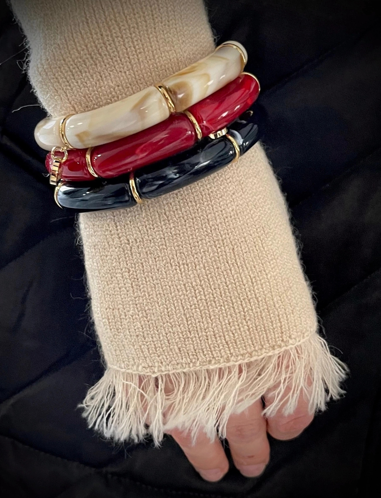 Bud to rose Brooks Bracelet Resin Red - - ONE SIZE 1