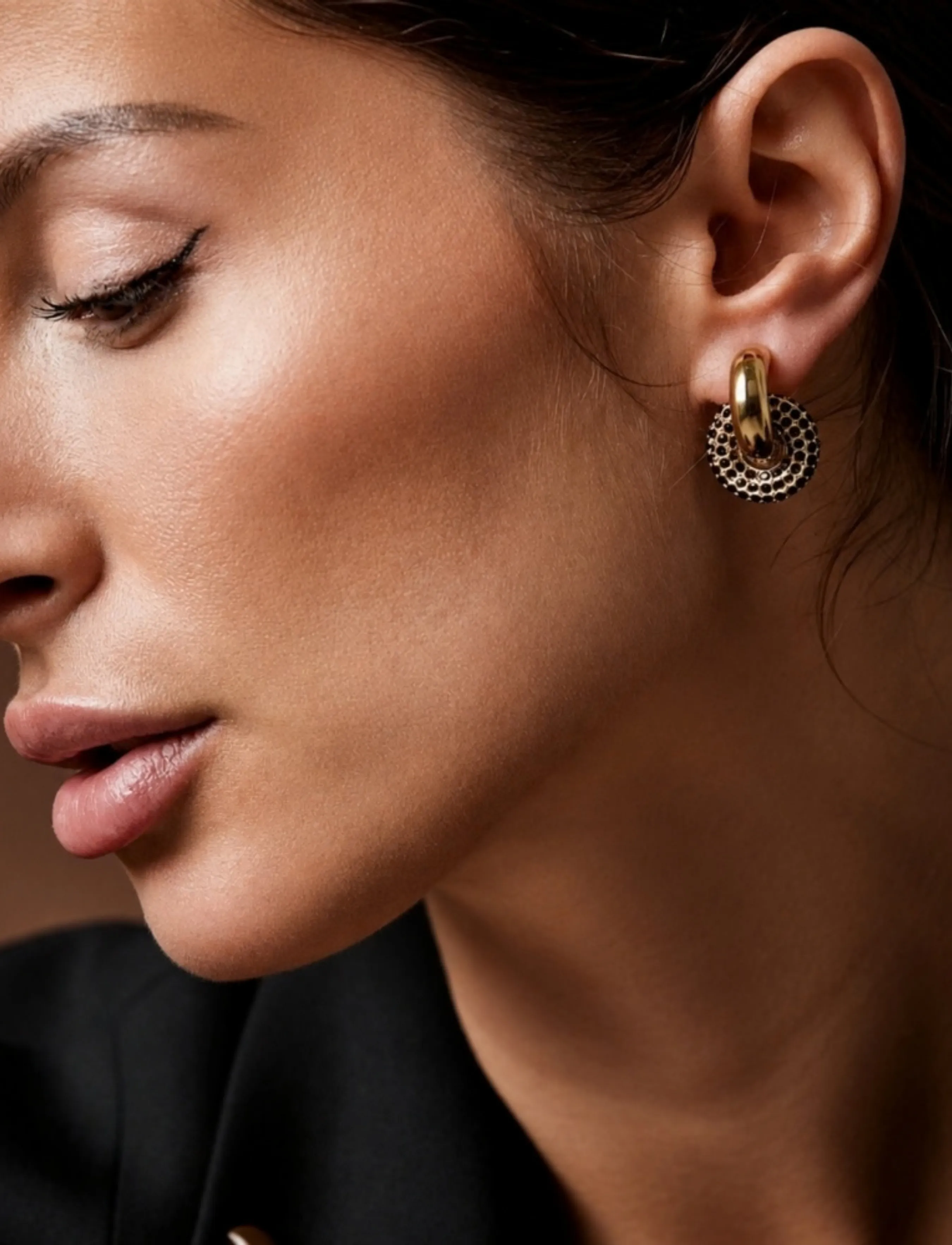 Bud To Rose - Lola Double Crystal Earring Black/Gold - ohrhänger - gold - 0