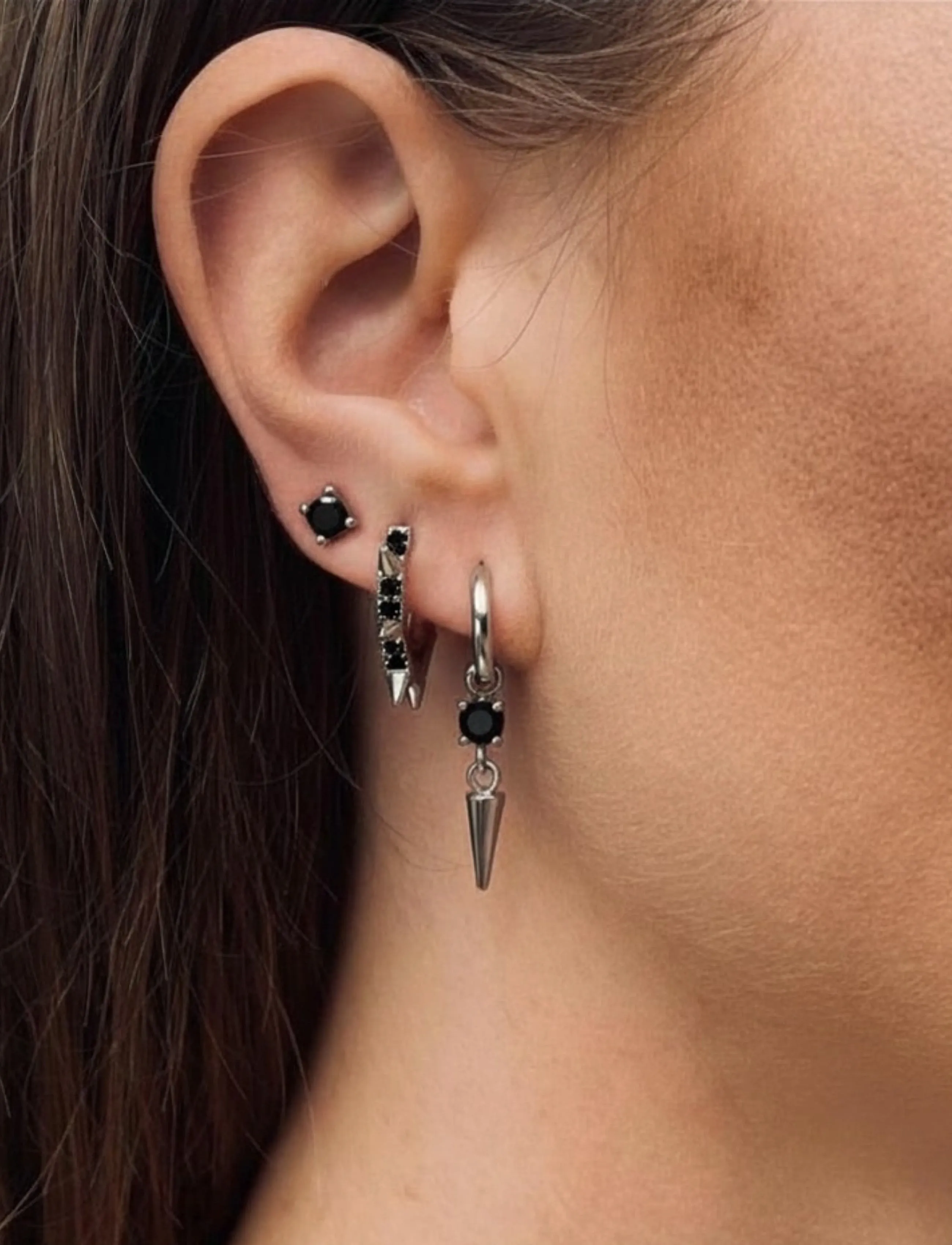 Bud To Rose Crown Spike Earring Black/Silver, One Size, Earrings, Silber - Hoops, Frauen