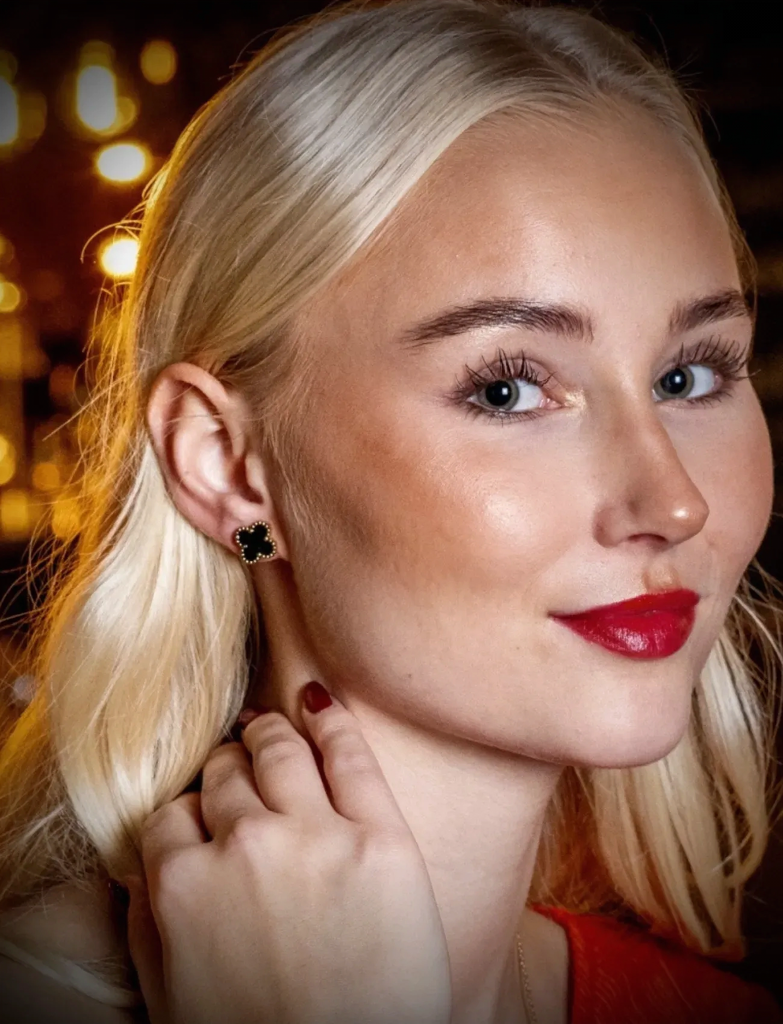 Bud To Rose Clover Enamel Earring Black/Gold, One Size, Earrings, Gold - Studs, Frauen