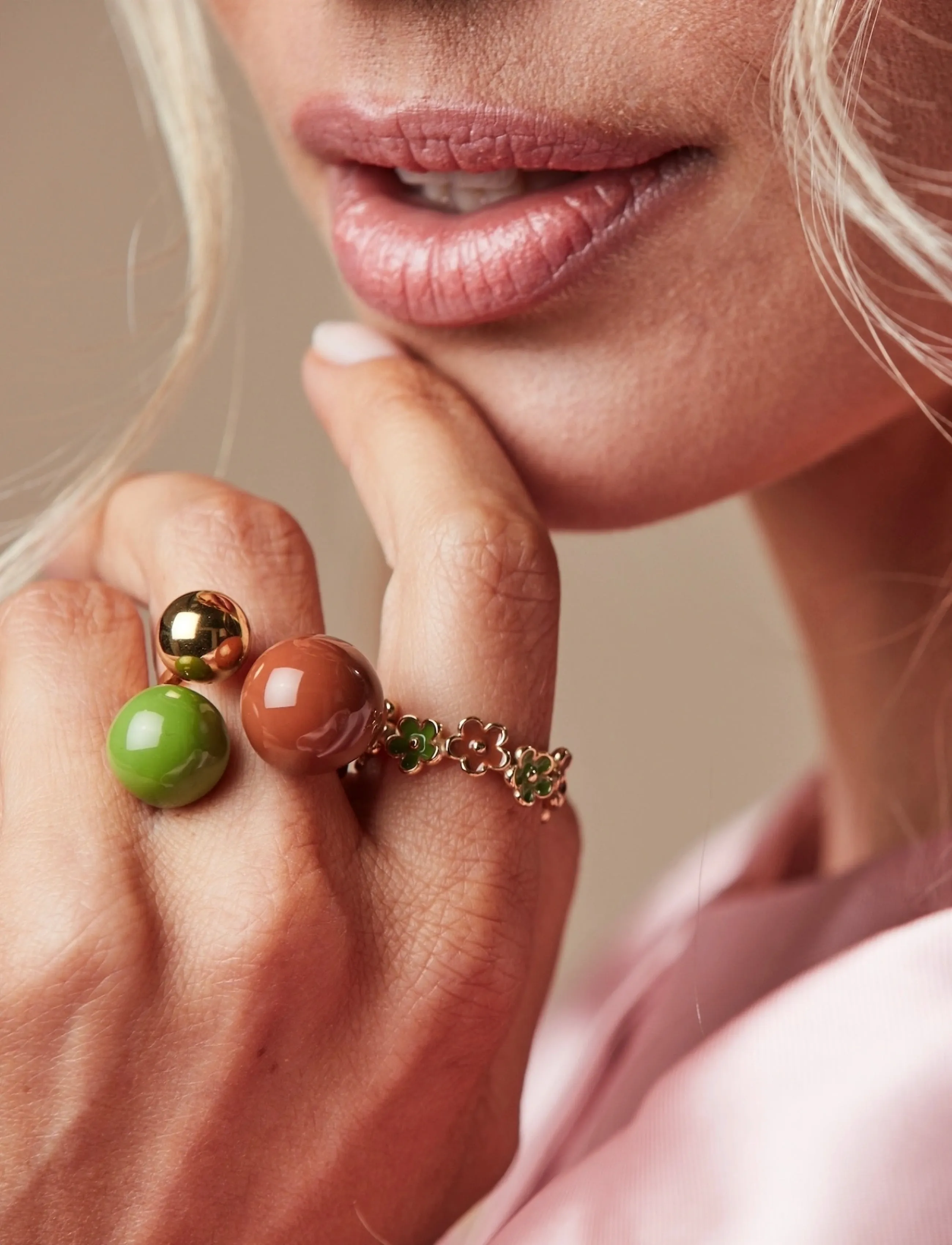 Bud To Rose Calista Enamel Ring Brown/Green/Gold, Kvinder, Emalje Blomster Ring, Guld, Str: ONE SIZE