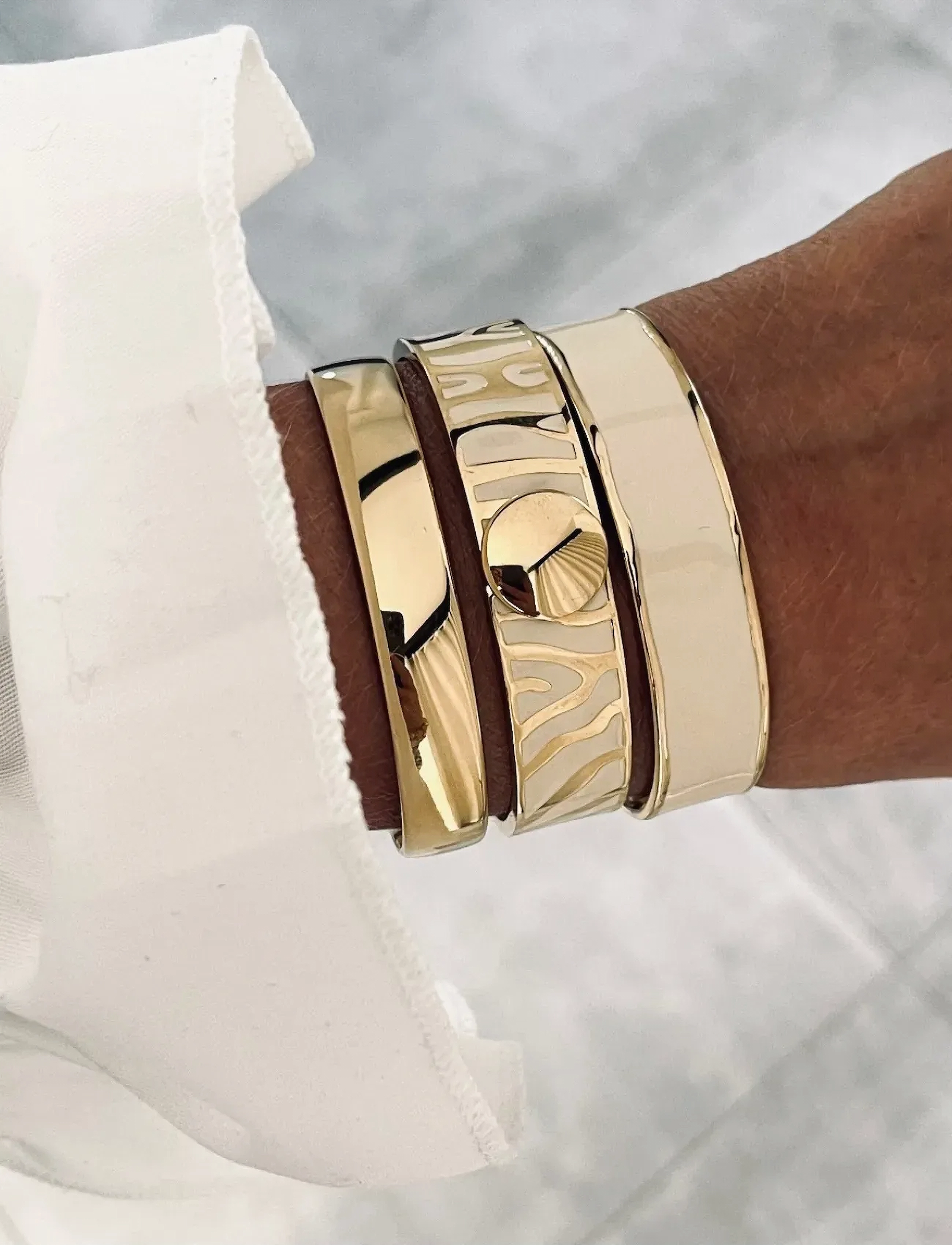 Bud To Rose - Envy Enamel  Bangle Ivory/Gold - ivory/gold - 2