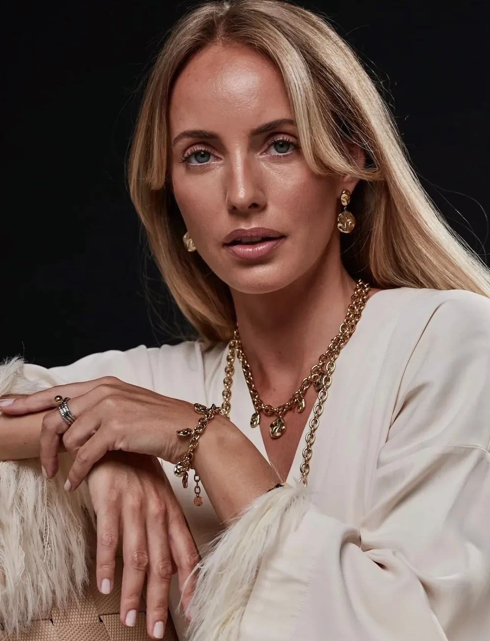 Bud to rose - Kaia Charm Necklace Gold - halsketten - gold - 0