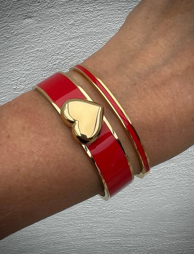 Bud to rose - Heart Enamel Bracelet Red/Gold - bangles - red/gold - 2