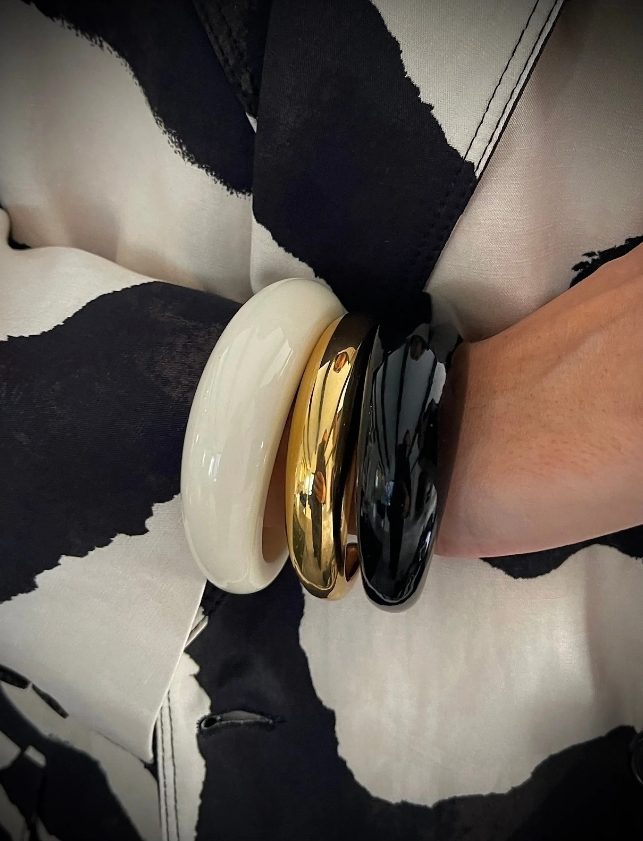 Bud To Rose Bond Bangle Resin Ivory, One Size, Bracelets, Creme - Bangles, Frauen