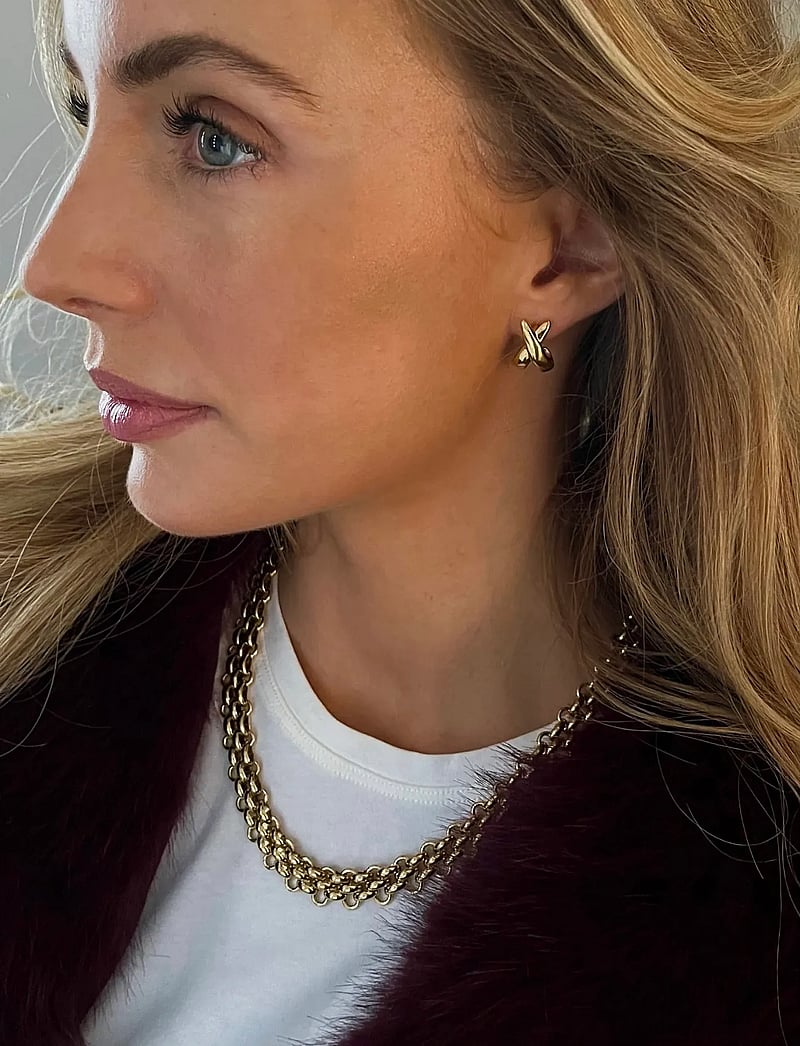 Bud to rose - Cross Earring Gold - naastkõrvarõngad - gold - 0