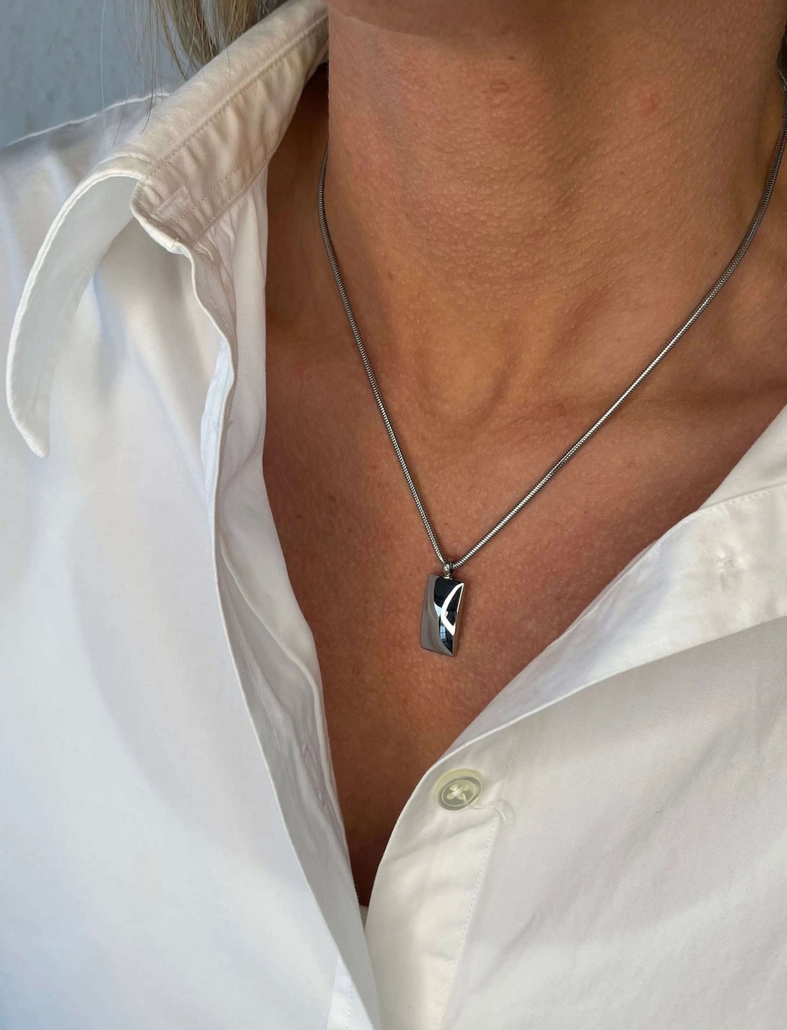 Bud To Rose - Studio Plain Necklace Gold - halsketten - silver - 0