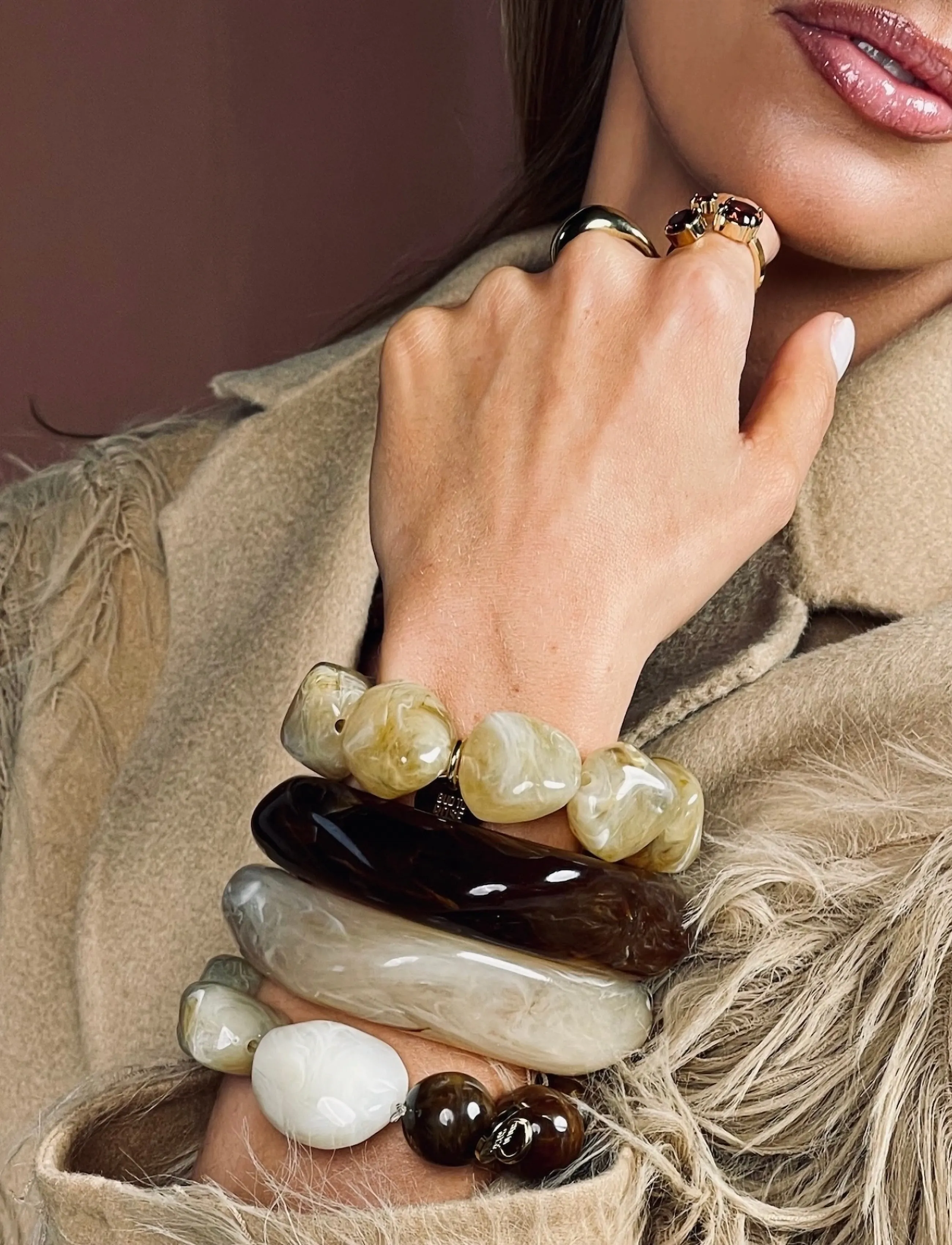 Bud to rose - Molto Resin Bracelet Sand - käevõrud - sand - 2
