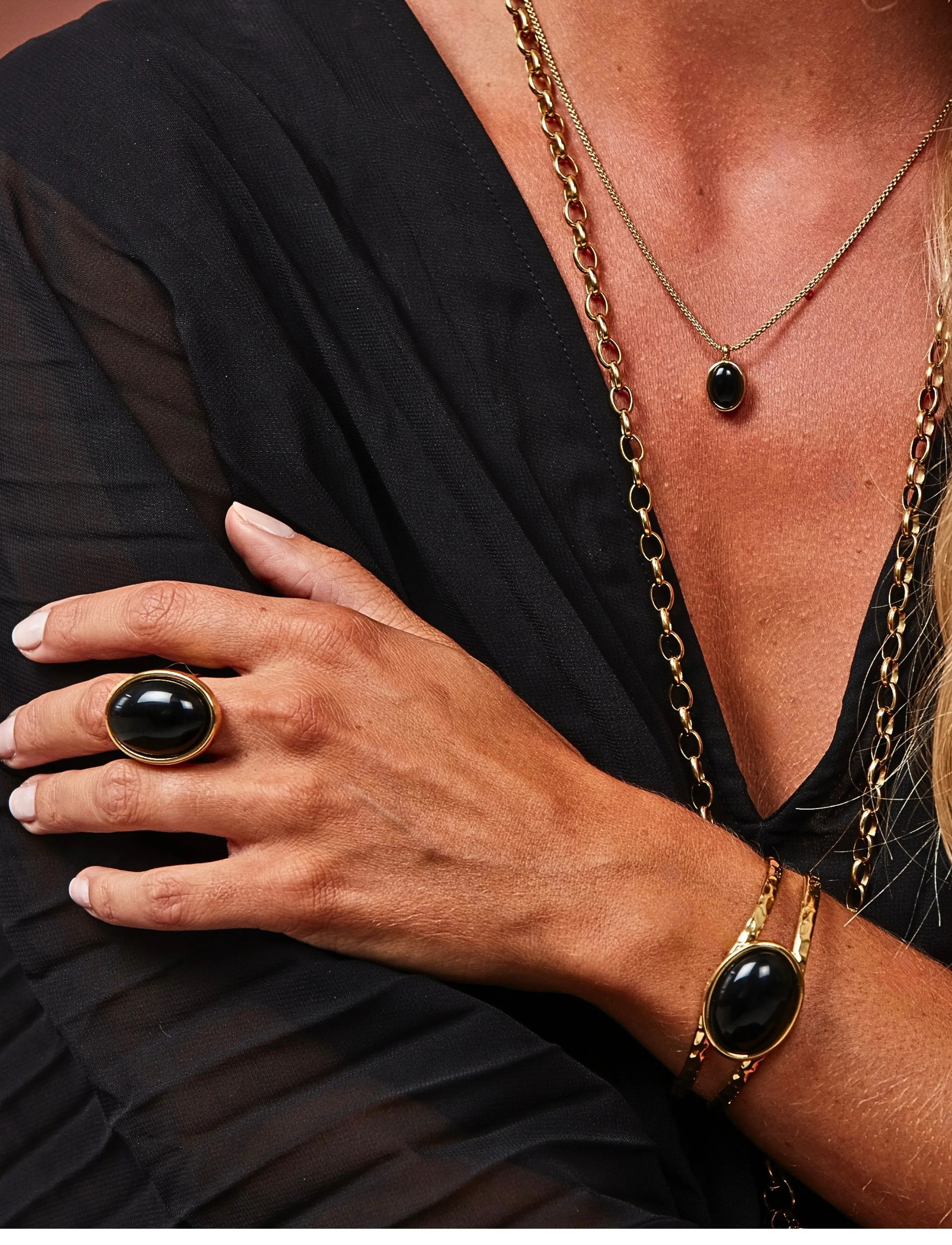 Bud To Rose Retro Bangle Black/Gold, One Size, Bracelets, Gold - Bangles, Frauen