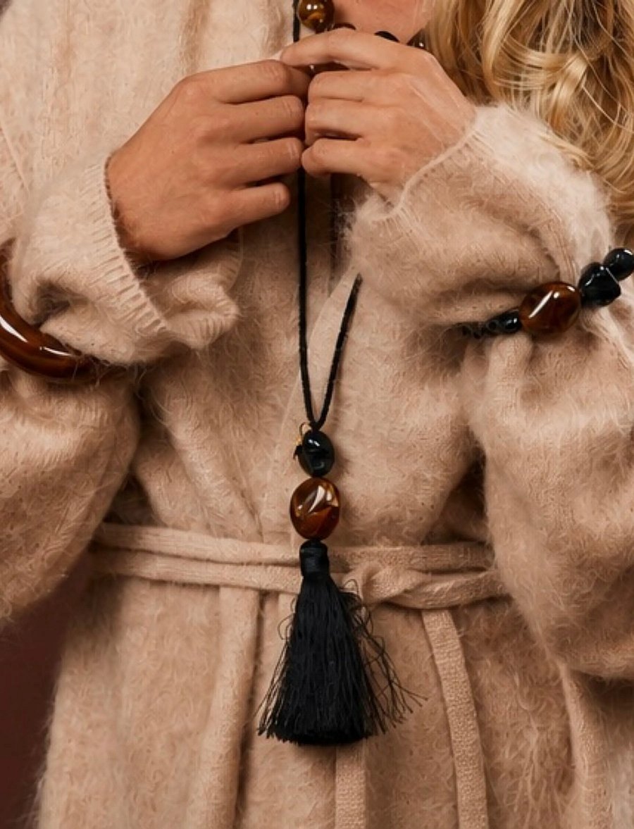 Bud To Rose - Vibe Tassel Necklace Black - statement-ketten - black - 0
