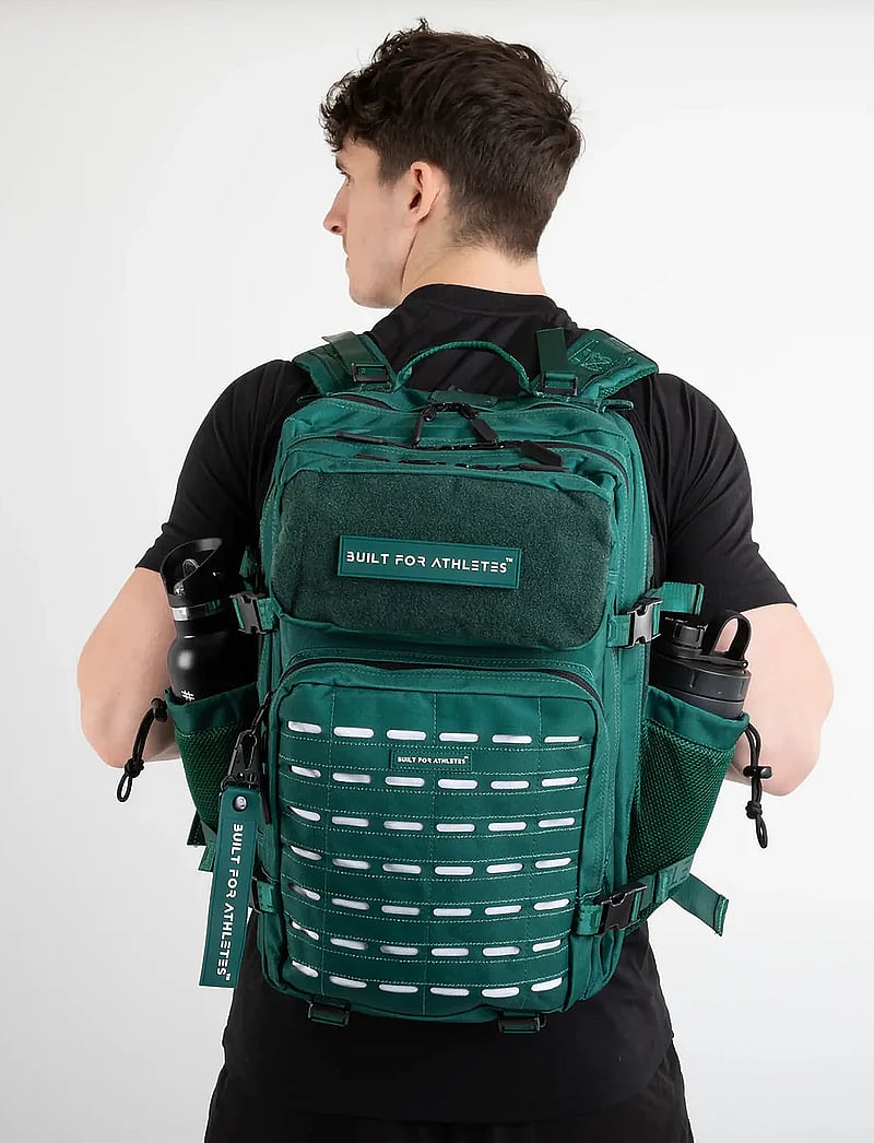 Built For Athletes - Large Forest Green Gym Backpack - forest green - 0