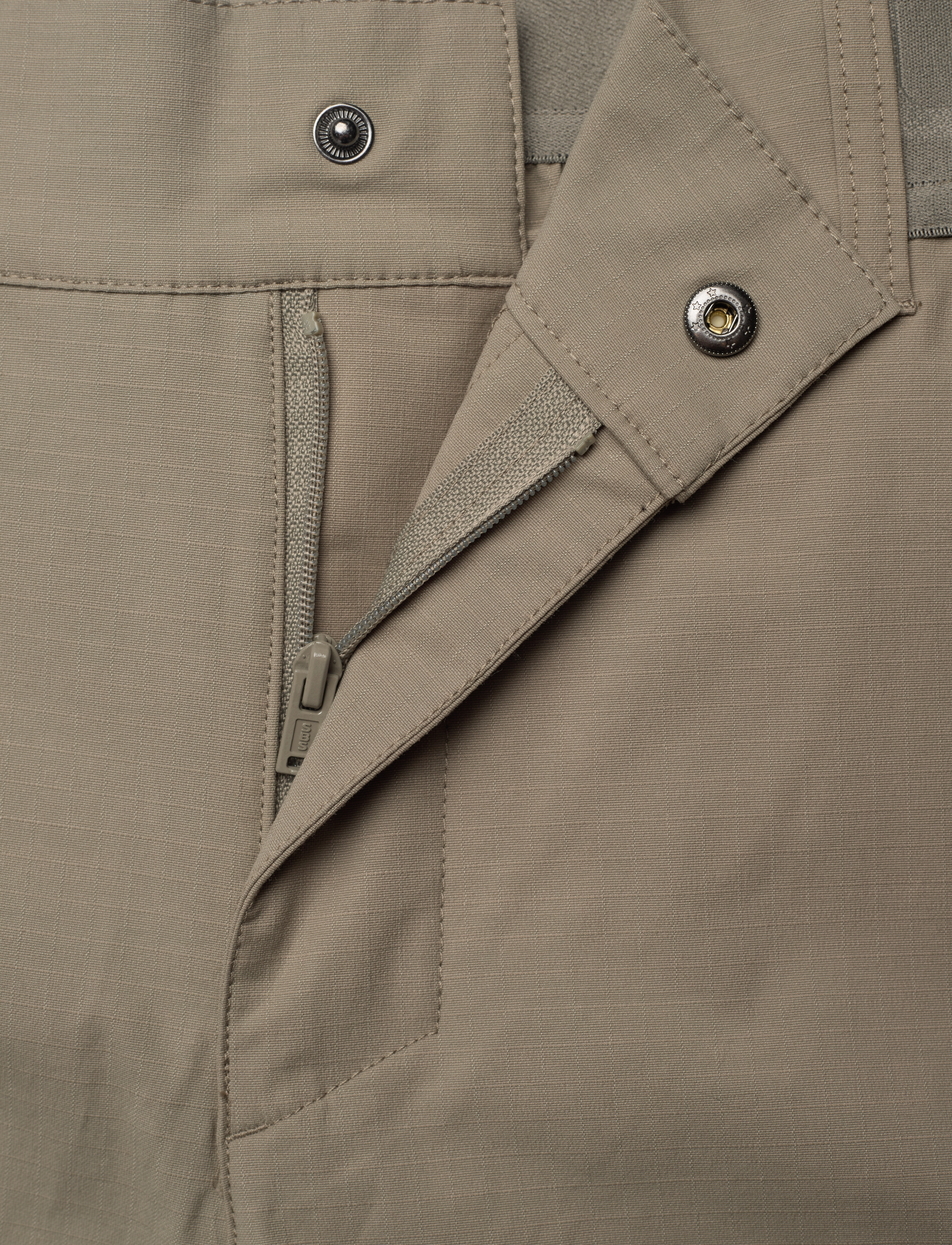 Bula - Camper Cargo Shorts - sage - 4
