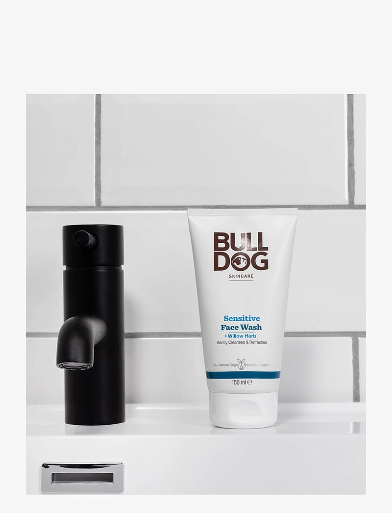 Bulldog - Sensitive Face Wash 150 ml - näopesu - no color - 1
