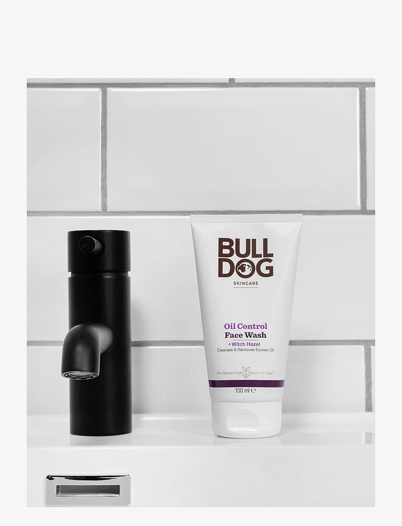 Bulldog - Oil Control Face Wash 150 ml - näopesu - no color - 1