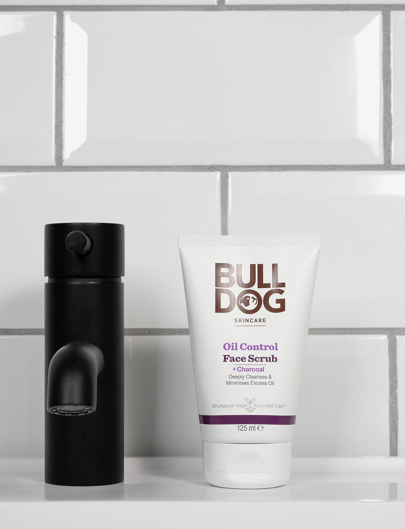 Bulldog - Oil Control Face Scrub 125 ml - peeling - no color - 1
