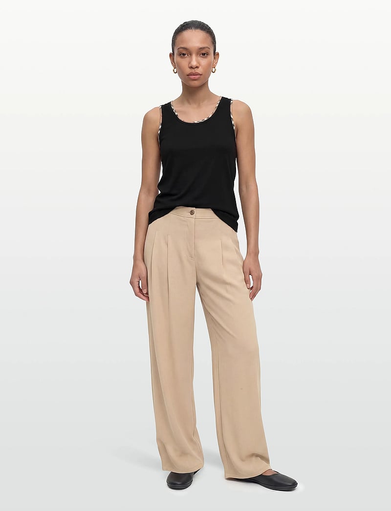 Burberry - Elyssa Tank Top - Ärmellose tops - black - 0