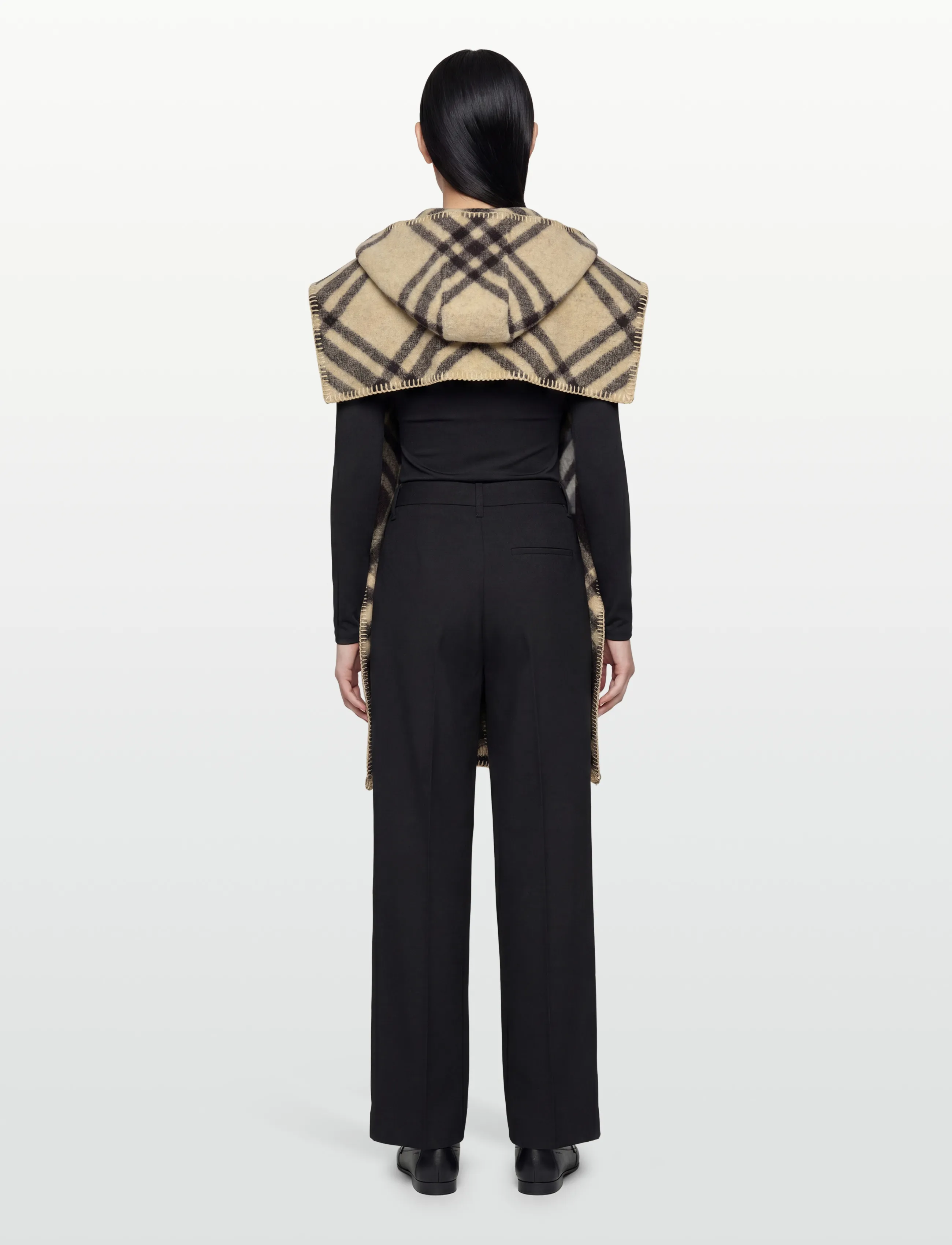 St Toggle Hooded Cape 3