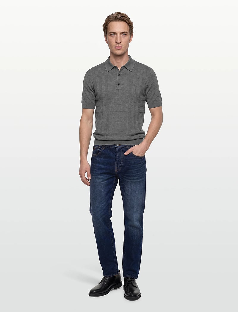 Burberry - KIERAN CHK - gestrickte polohemden - dark grey melange - 0