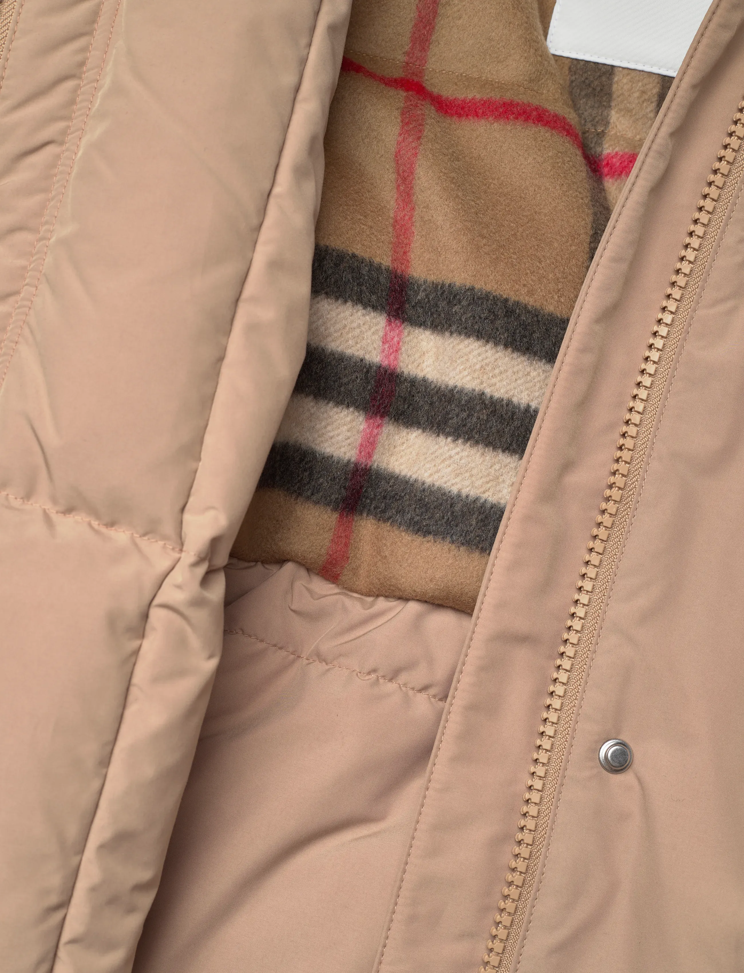 Burberry Leyburn - 870 €. Buy Padded Coats from Burberry online at