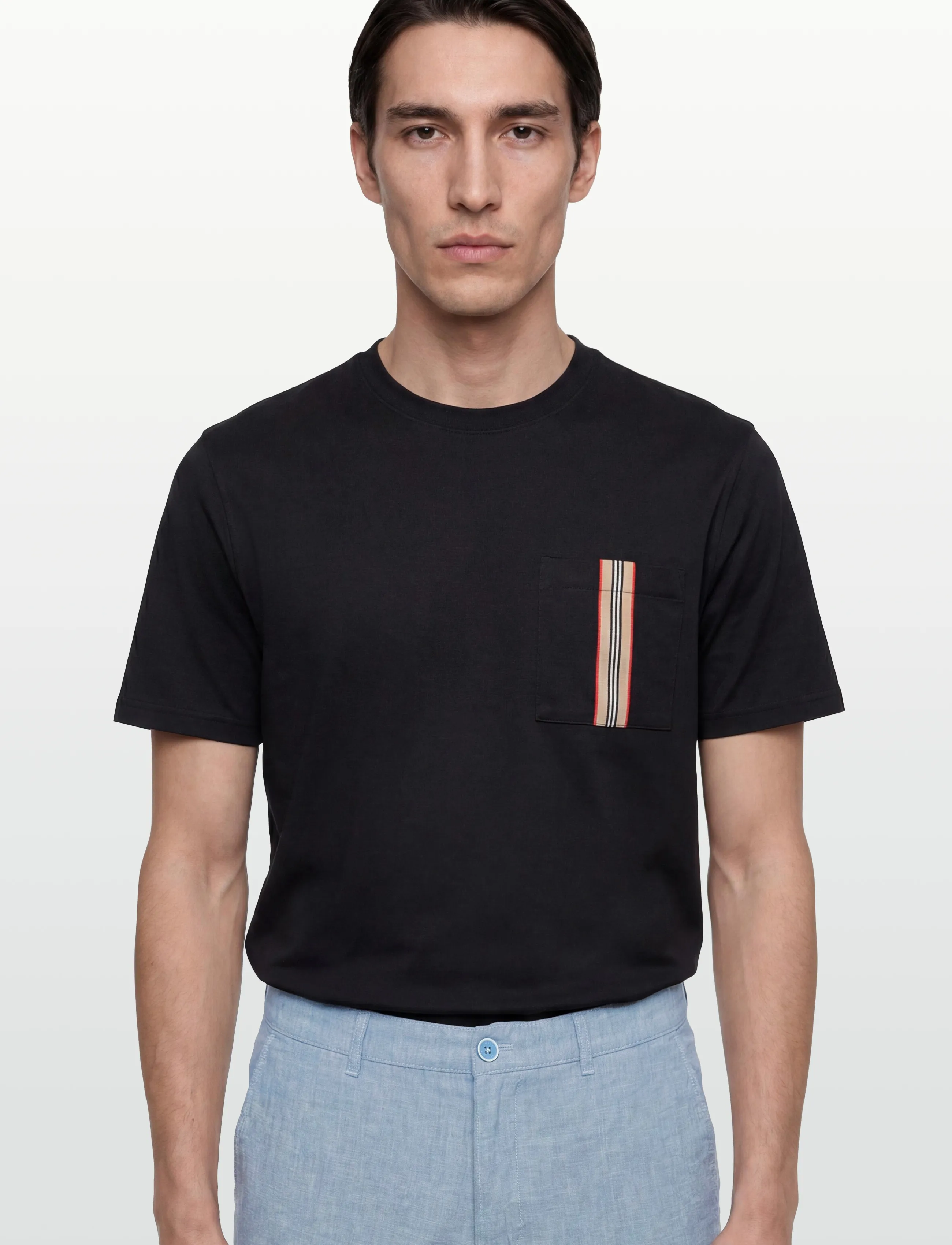 Burberry - ELLISON ICO STR - kortärmade t-shirts - black - 3
