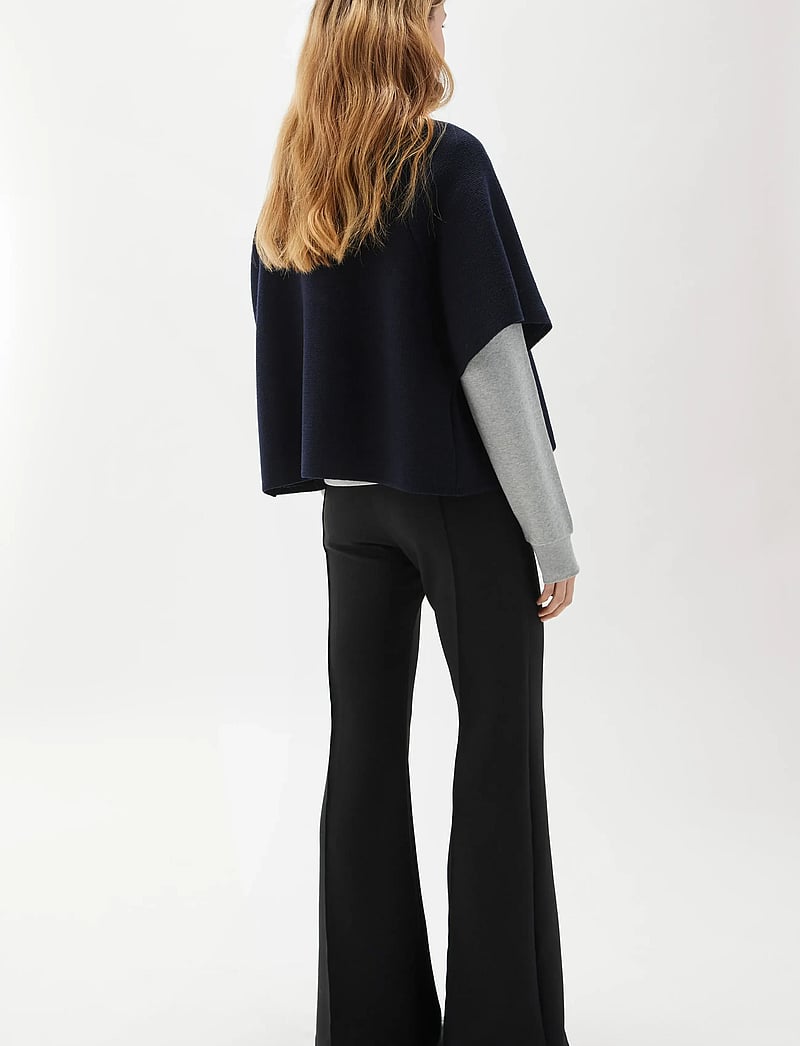 BUSNEL - LISALOU cableknit collar cape - tröjor - marine - 3