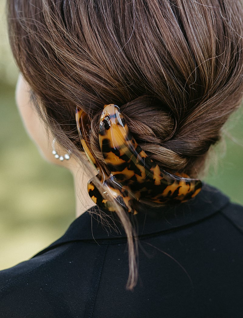 By Barb - Hair claw - hárklemmur - brown tortoise - 1