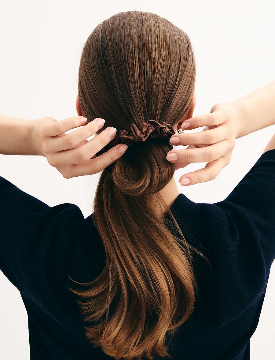 By Barb - ByBarb Silk Scrunchie - hårsnoddar och hårband - brown - 0