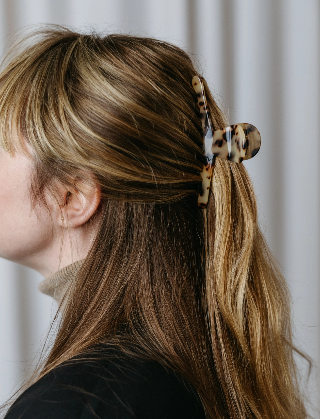 By Barb - Hair clip Lily tortoise - matu sprādzes - tortoise - 1