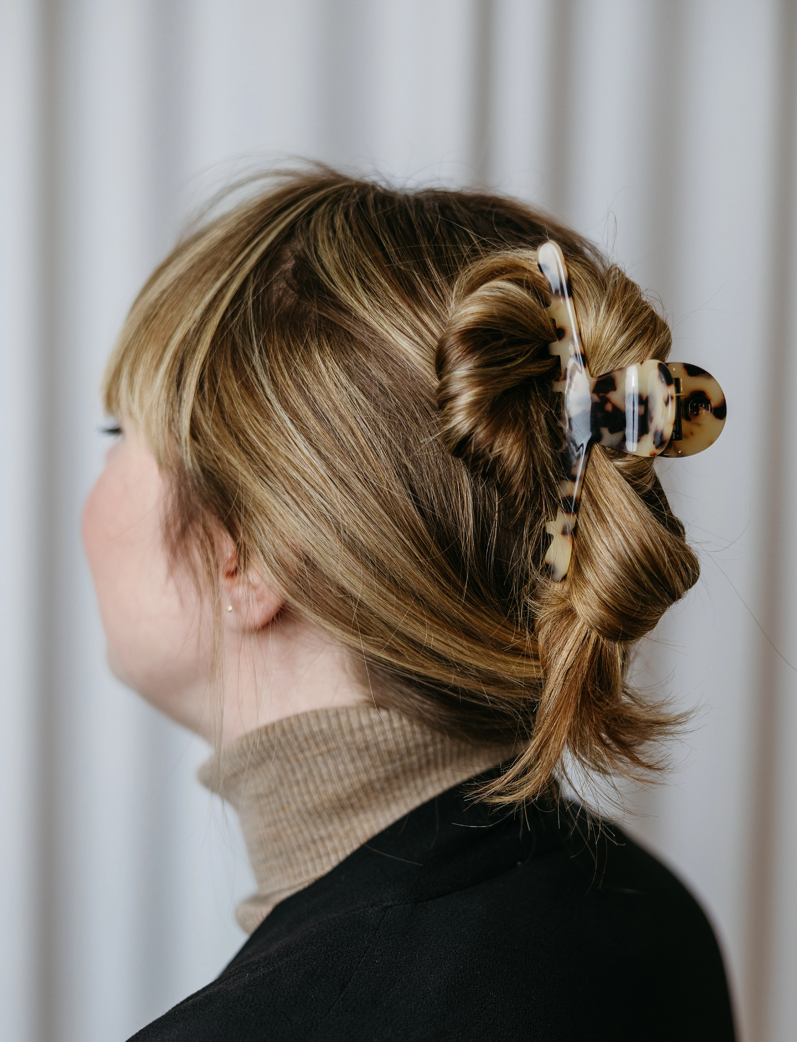 By Barb - Hair clip Lily tortoise - matu sprādzes - tortoise - 2
