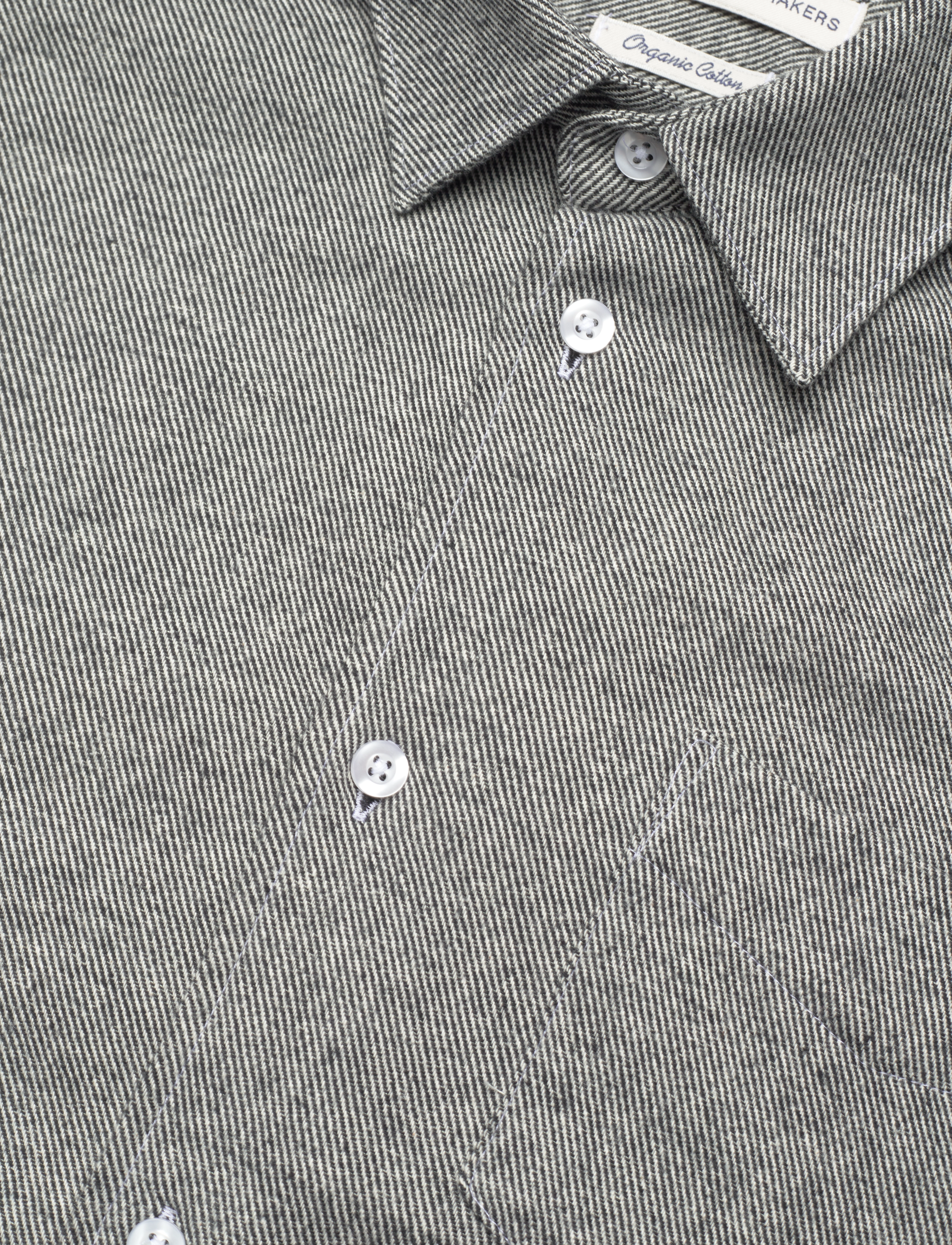 By Garment Makers - Bob Shirt GOTS - 1204 jet black - 3