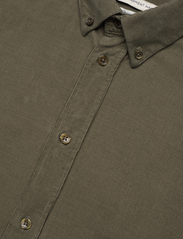 By Garment Makers - Vincent Corduroy Shirt GOTS - manchesterskjortor - 1184 russian olive - 3