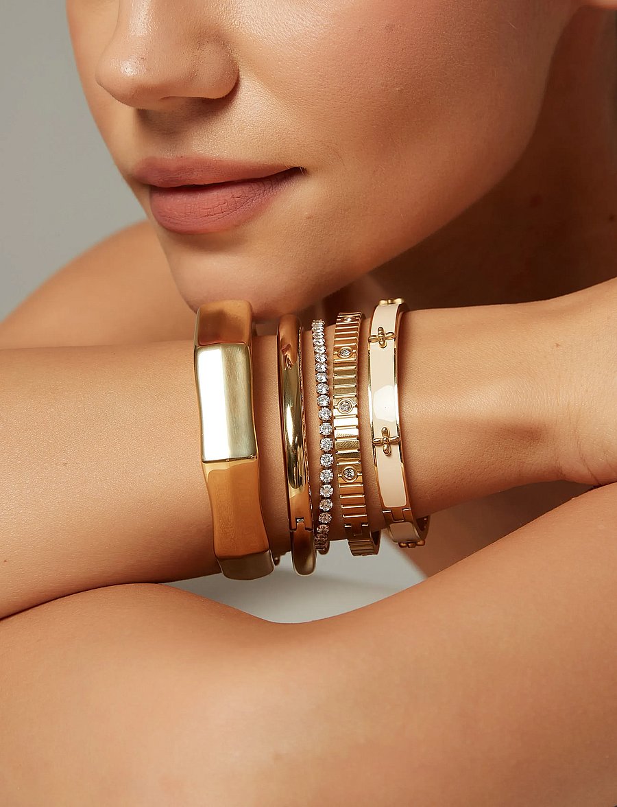 By Jolima - Edgy c shape bangle - armreifen - gold - 4