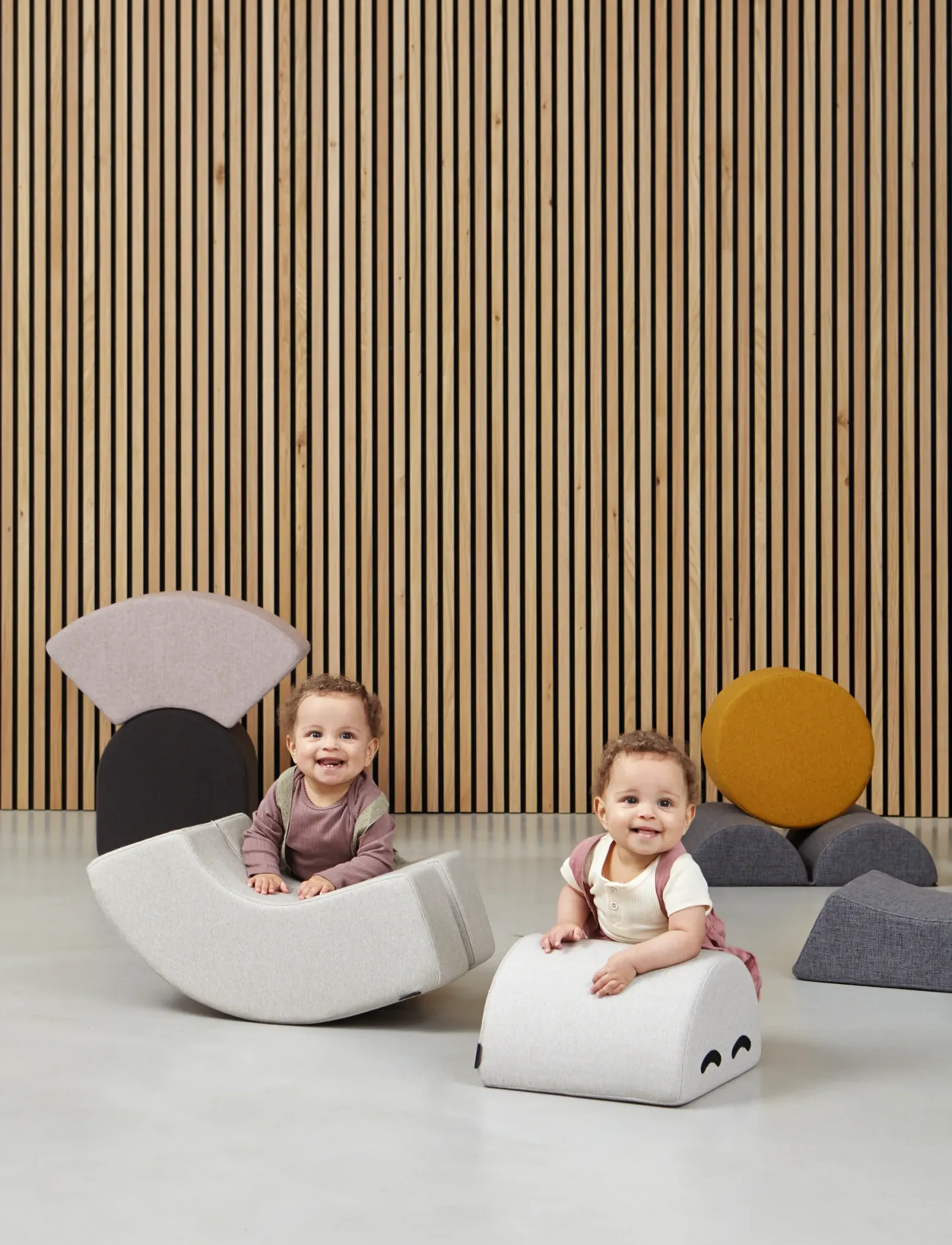 By KlipKlap Kk Mr. Half Circle Face Beige, One Size, Furniture, Beige - Motor Skills Kinder