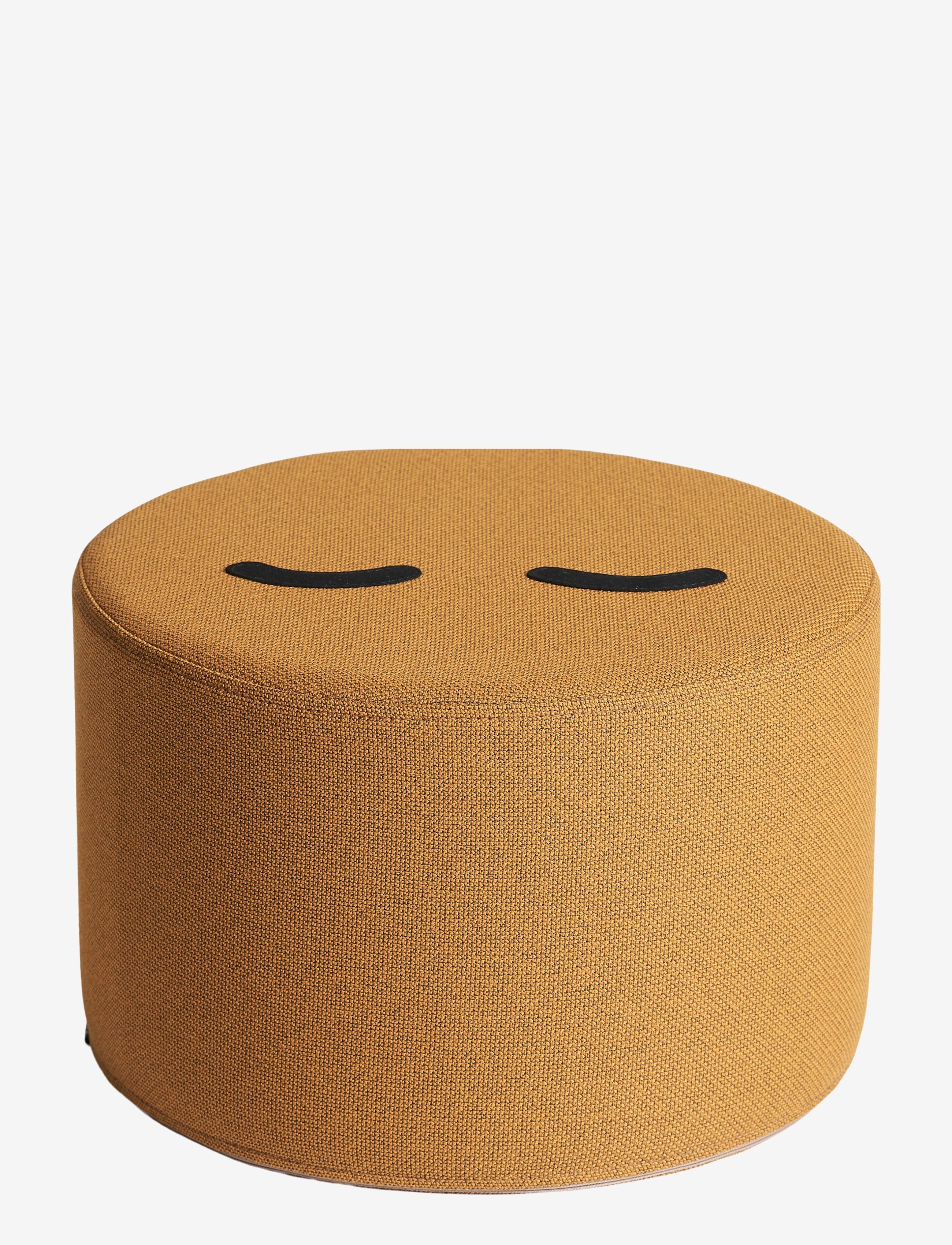 By KlipKlap Kk Mrs. Circle Face Mustard Brown, Sofas, Gul, Str: ONE SIZE
