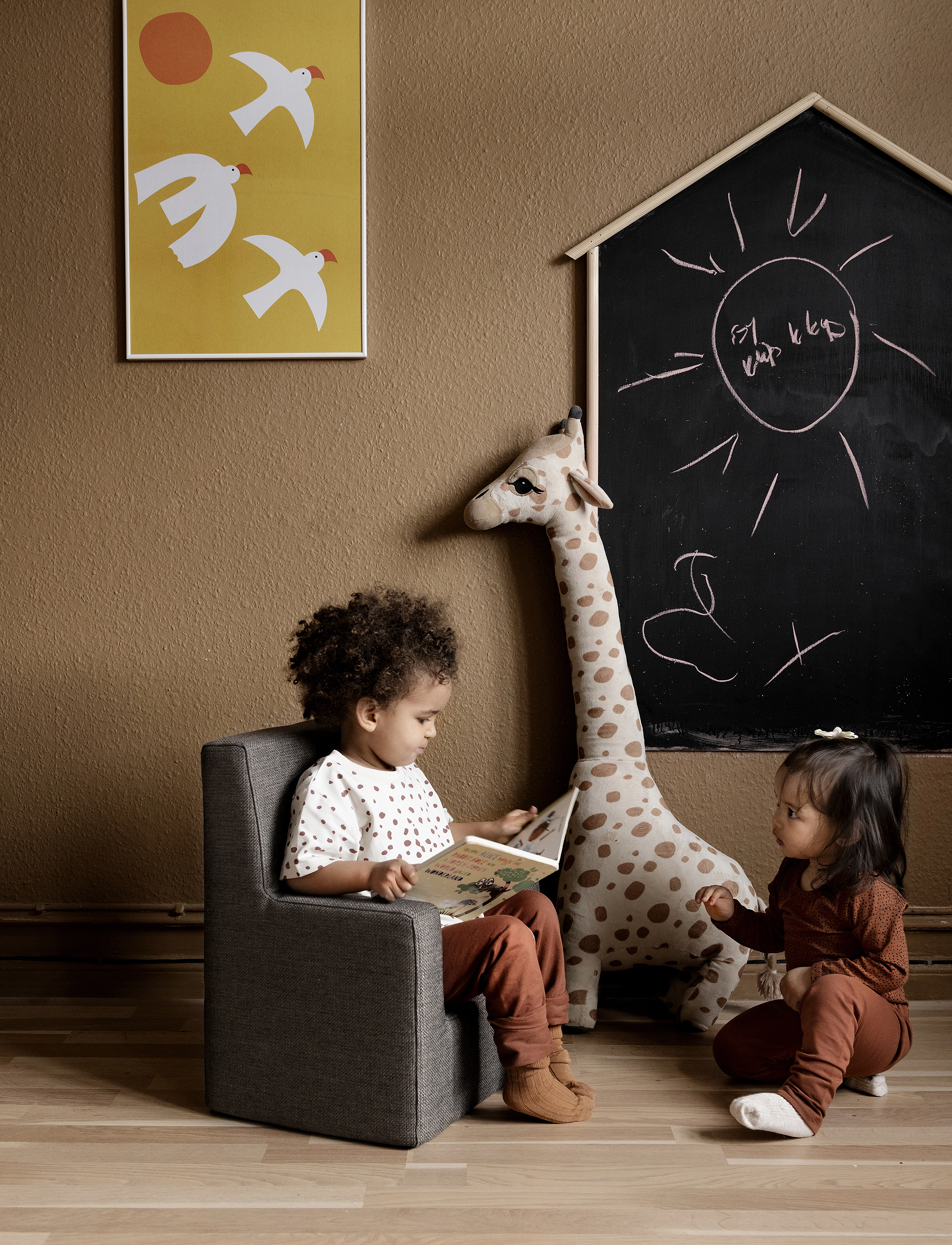 By KlipKlap - KK Kids Chair - Brown w. Sand - brown with sand - 4
