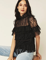 Malina - Rachel blouse - kurzämlige blusen - black - 0