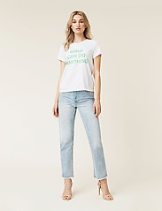 Malina - Alexa high-rise denim jeans - straight jeans - light blue wash - 2