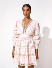 Malina - Inez dress - vakarėlių drabužiai išparduotuvių kainomis - french ditsy pink - 3