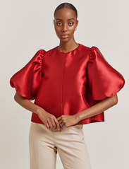 Malina - Cleo pouf sleeve blouse - palaidinės trumpomis rankovėmis - berry red - 2