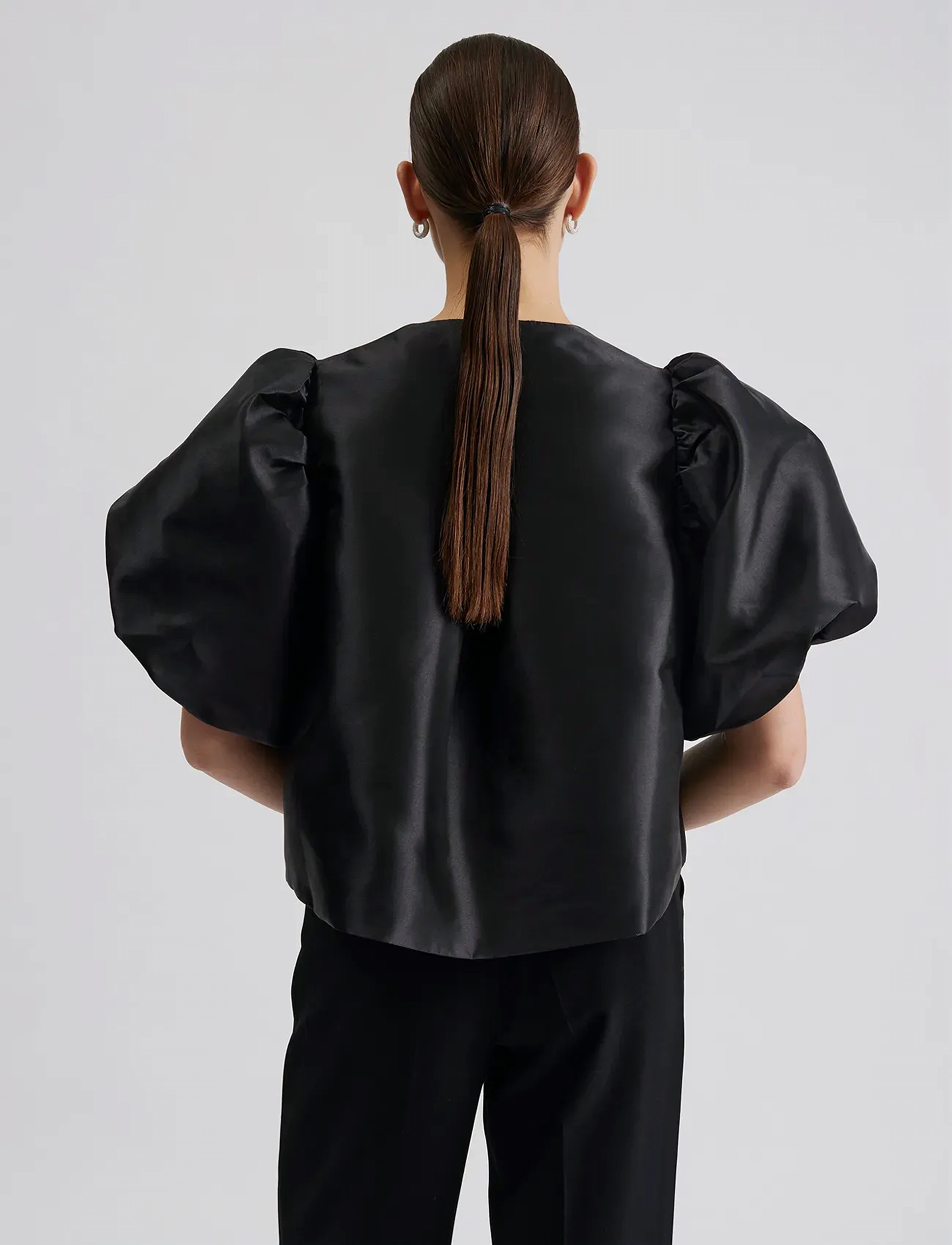 Malina - Cleo Blouse - blūzes ar īsām piedurknēm - black - 4